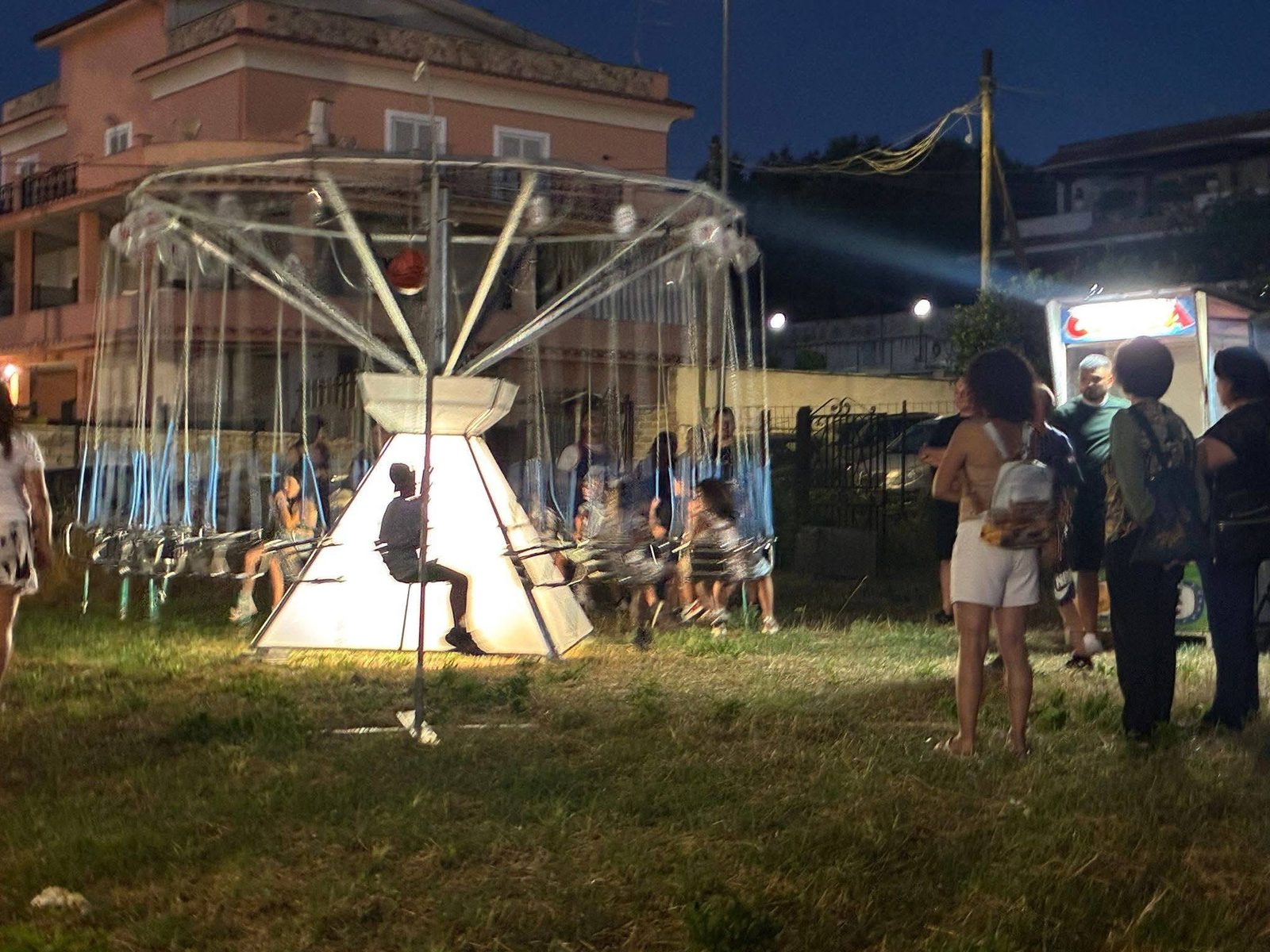 Il pubblico della serata di Fosso San Giuliano